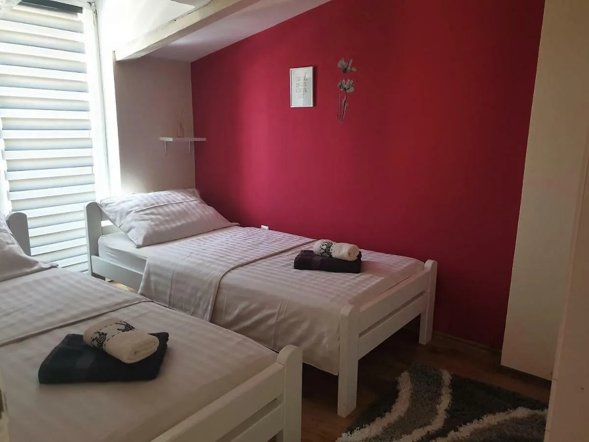 Seaview Apartment Pula 0*,  Croatia